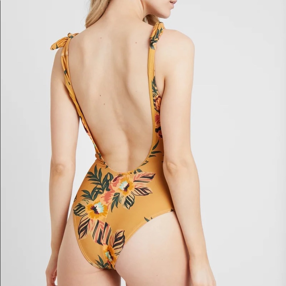 🌴🔆RIP CURL- SUN CHASERS CHEEKY ONE PIECE🔆🌴 - Picture 10 of 11
